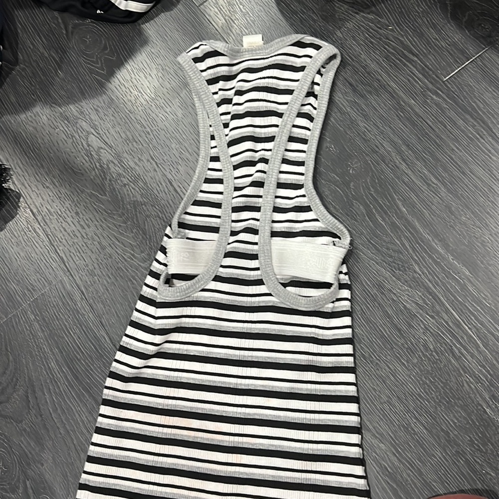 DIESEL TANK TOP